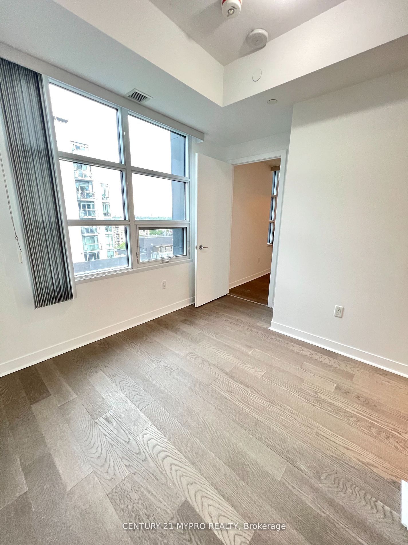 501 Adelaide St W, #1010