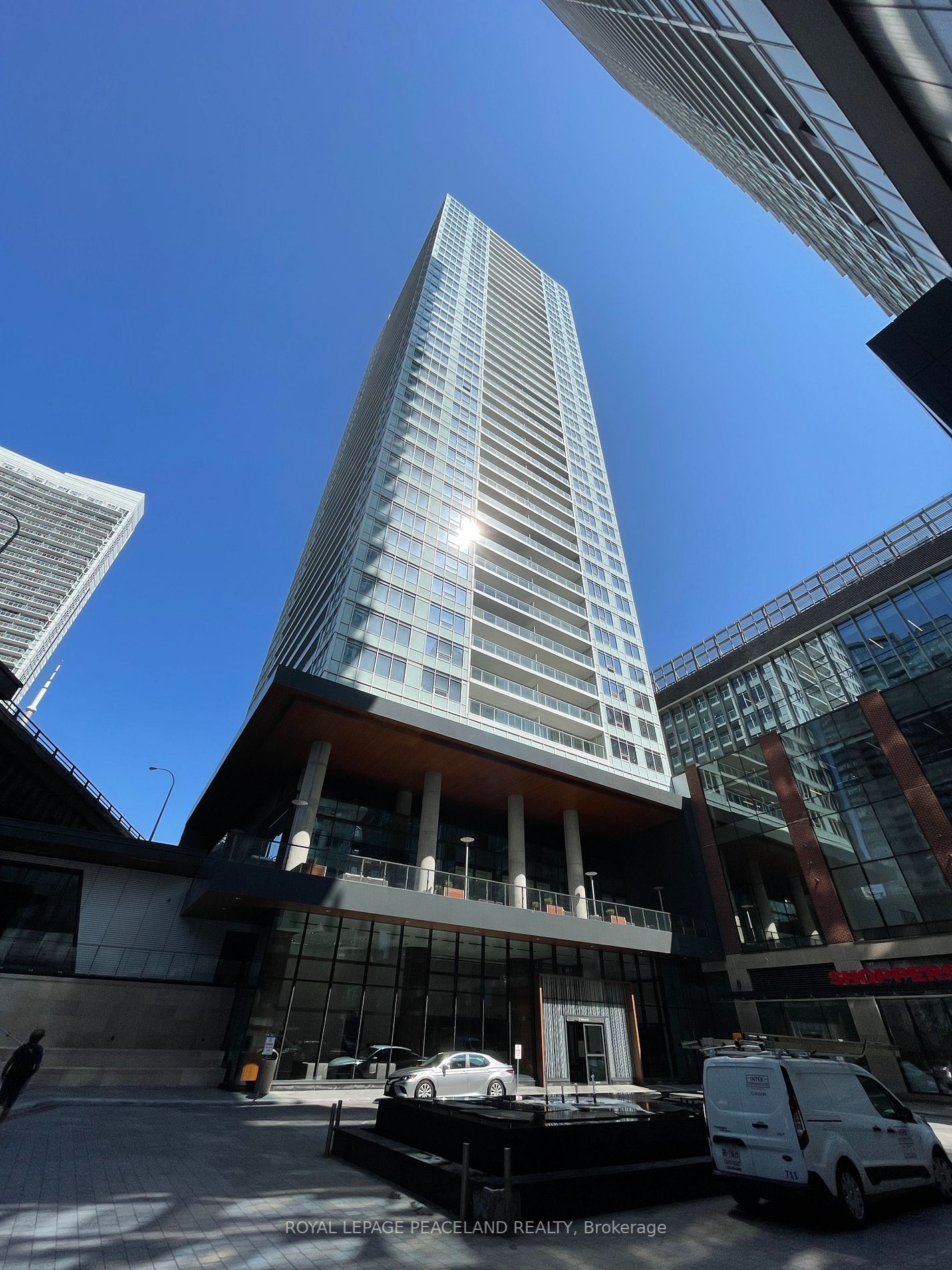 17 Bathurst St, #912