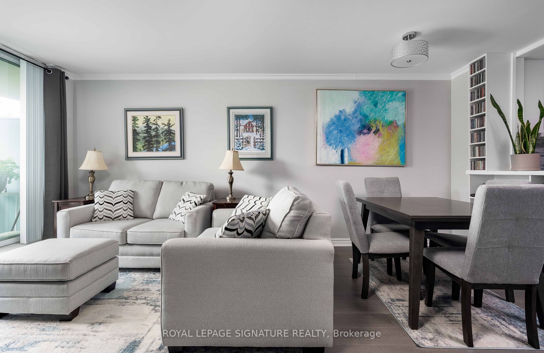 398 Eglinton Ave E, #602