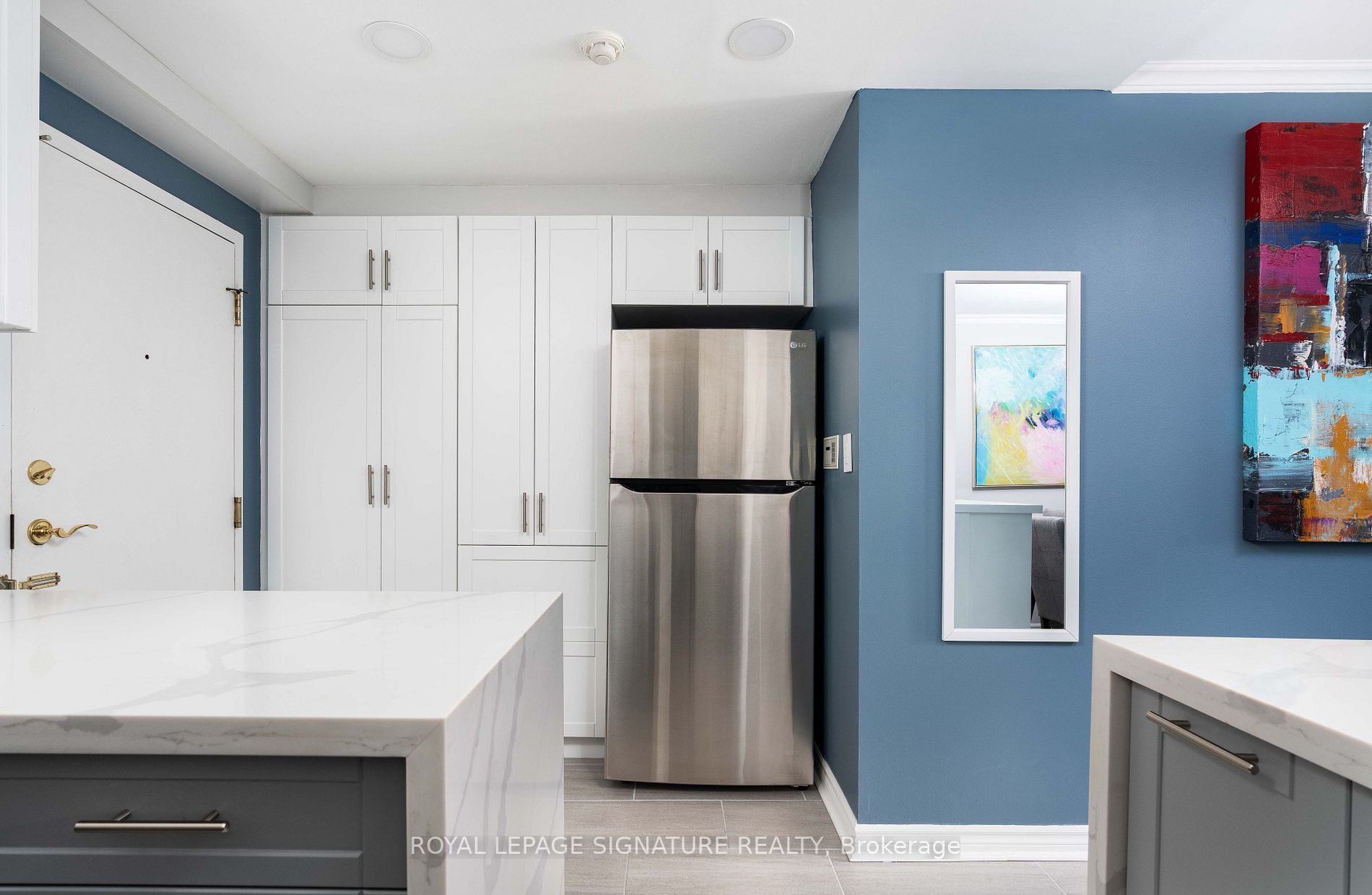 398 Eglinton Ave E, #602