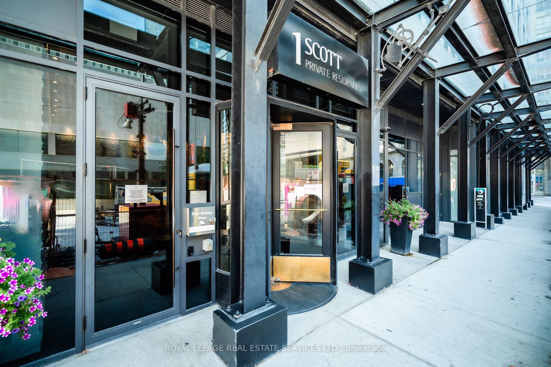 1 Scott St, #503