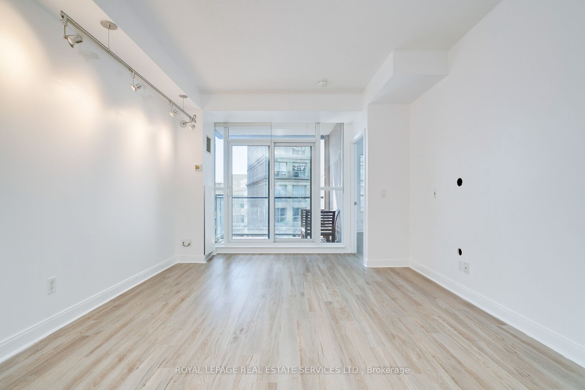 1 Scott St, #503