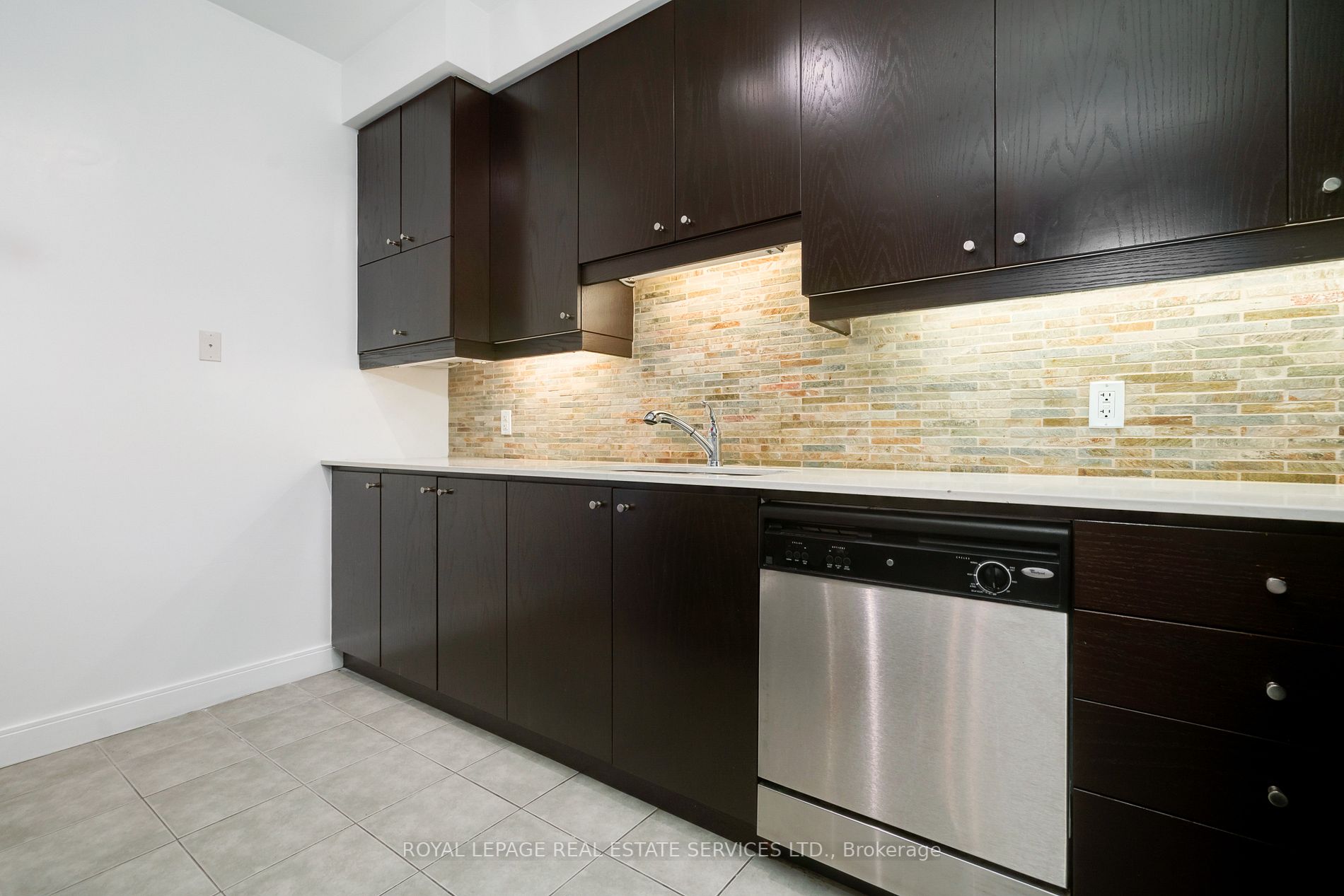 1 Scott St, #503