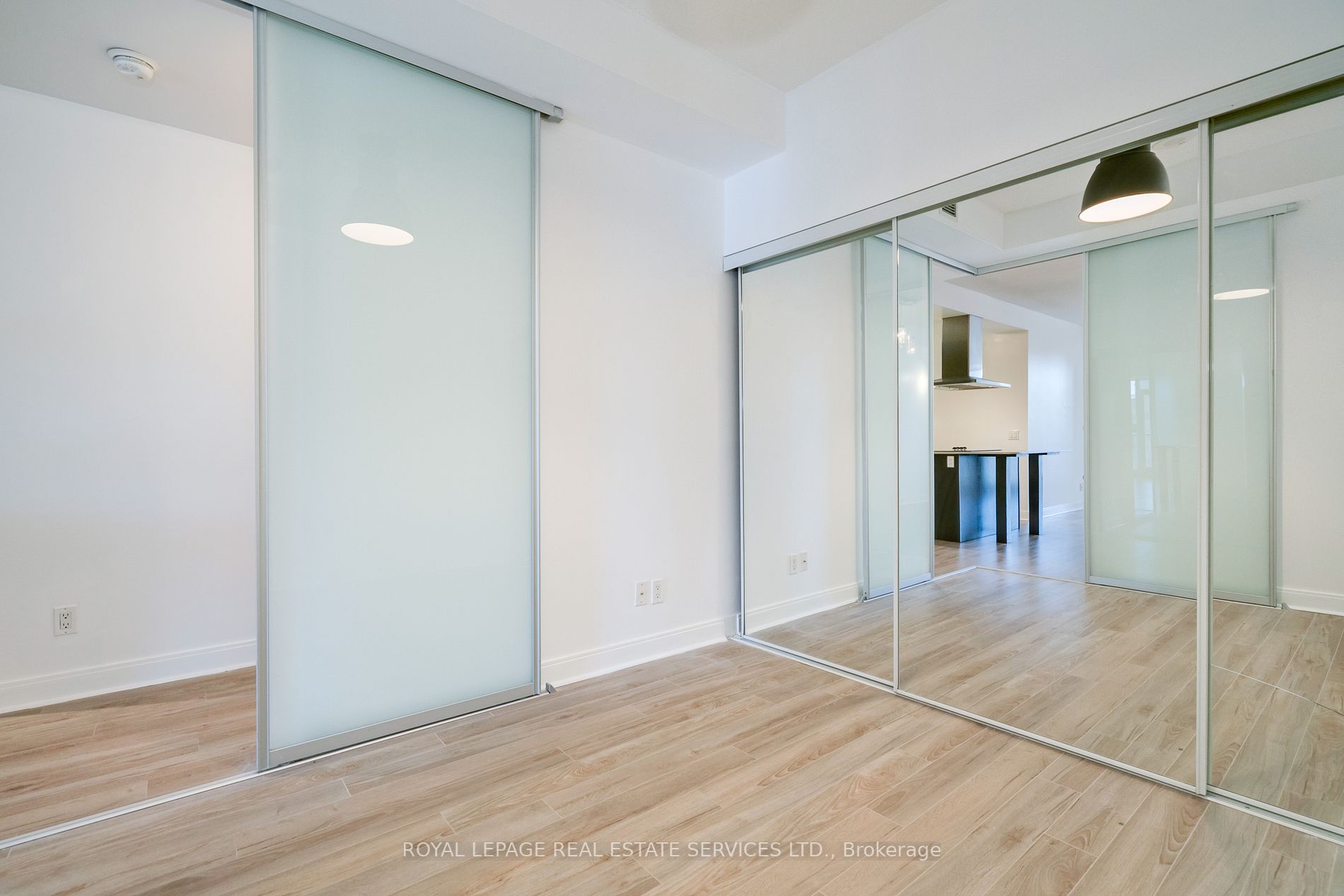 1 Scott St, #503