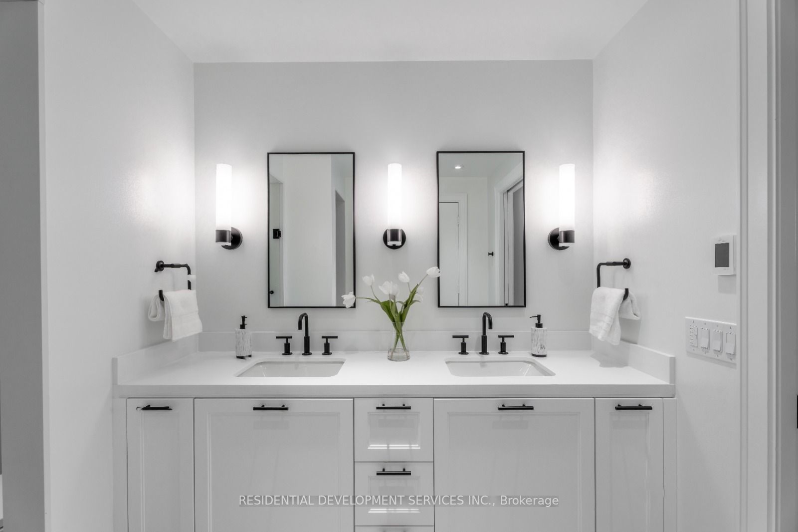 2781 Yonge St, #504