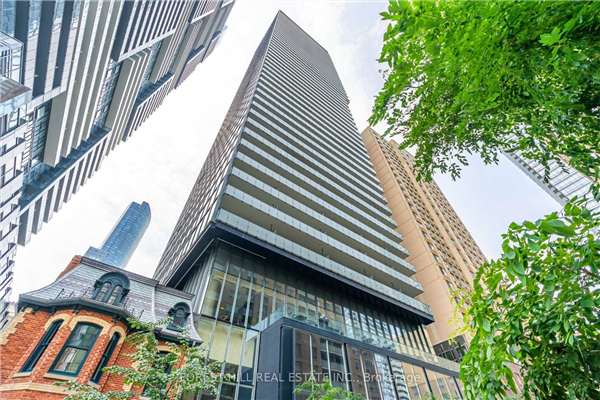 15 Grenville St, Toronto