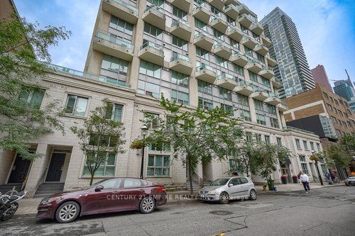 77 Lombard St, #104