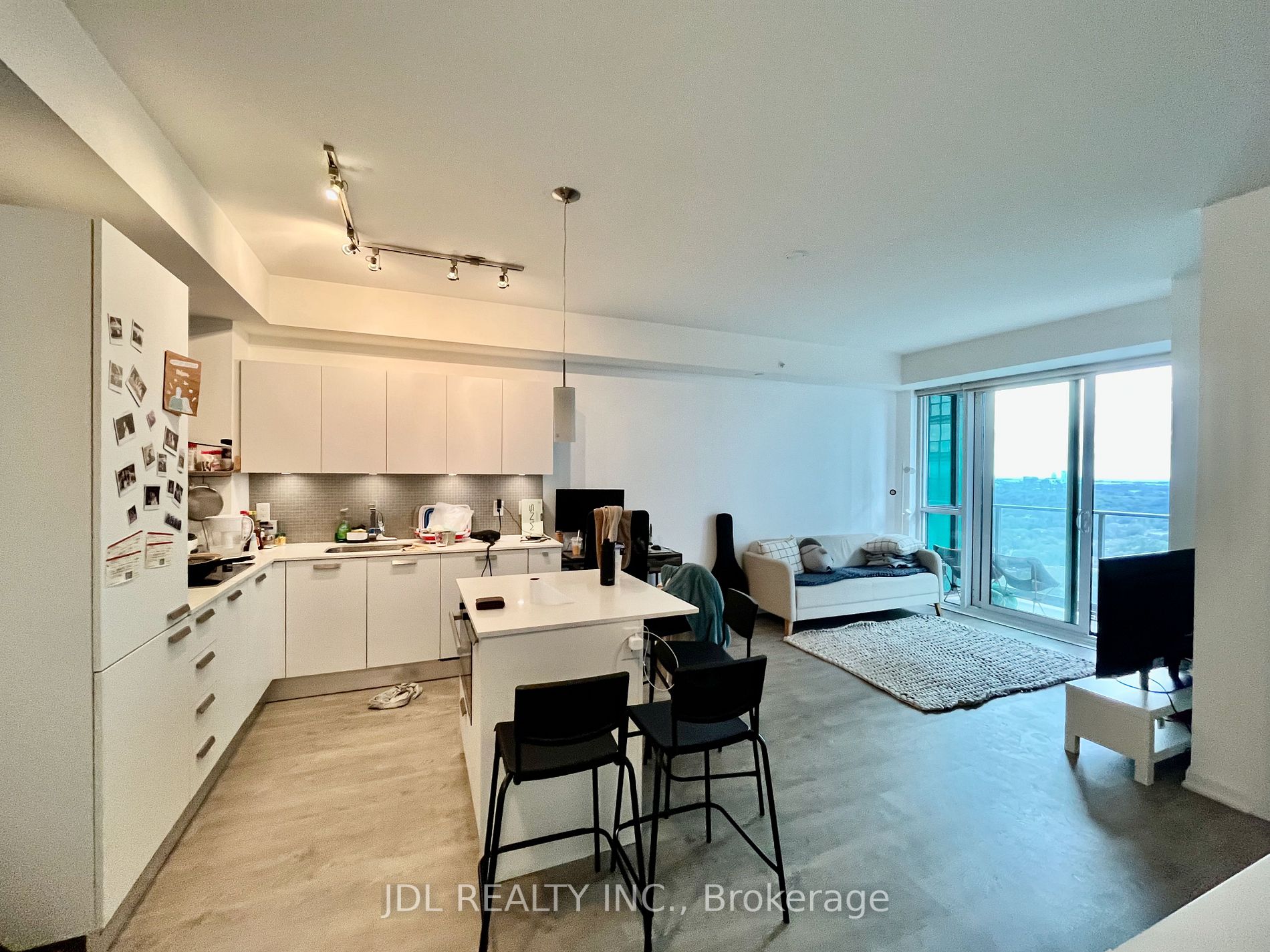 9 Bogert Ave, #2704