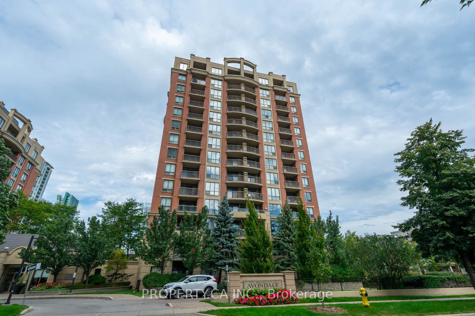 55 Harrison Garden Boulevard, #201
