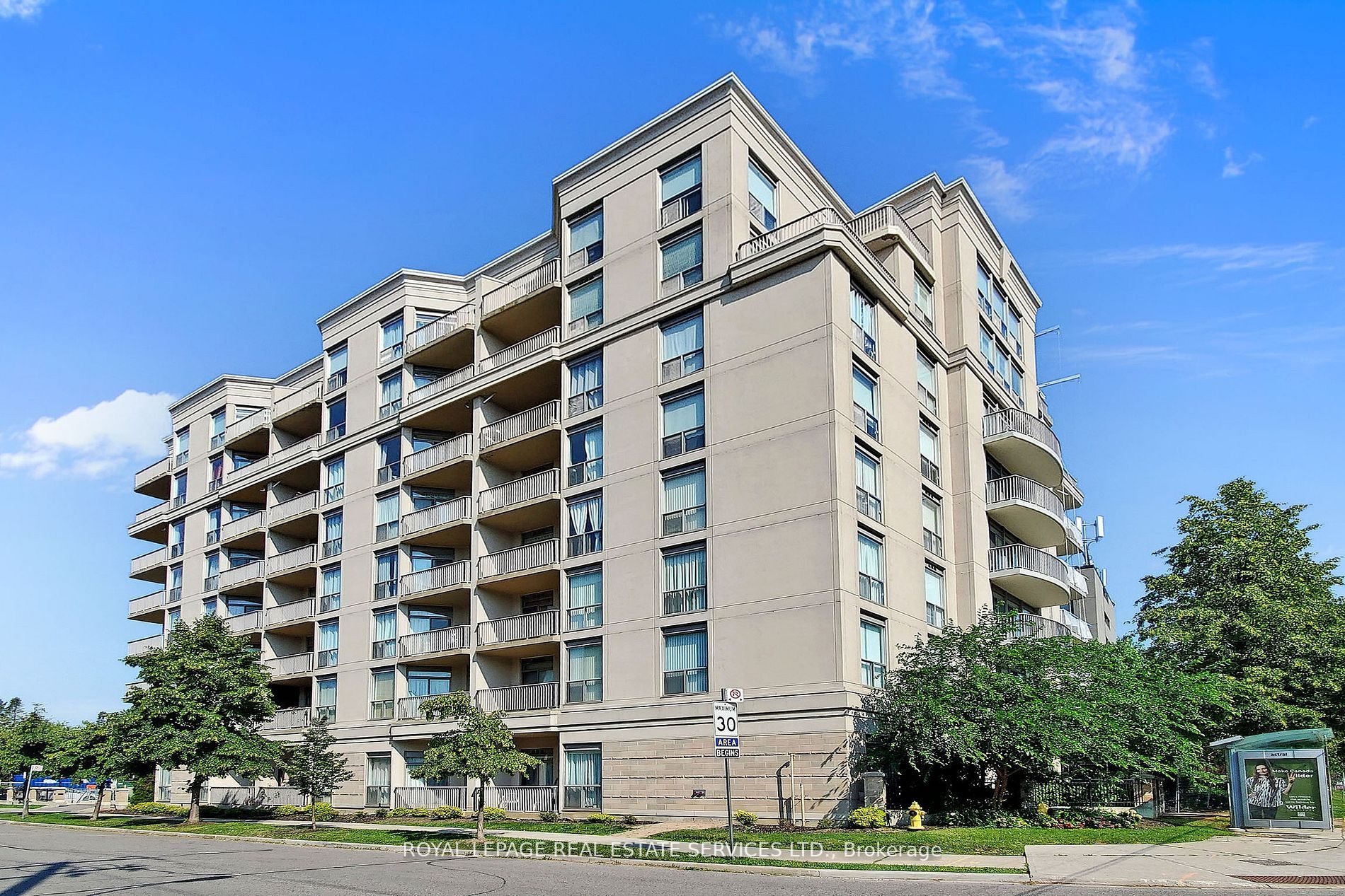 4200 Bathurst St, #705