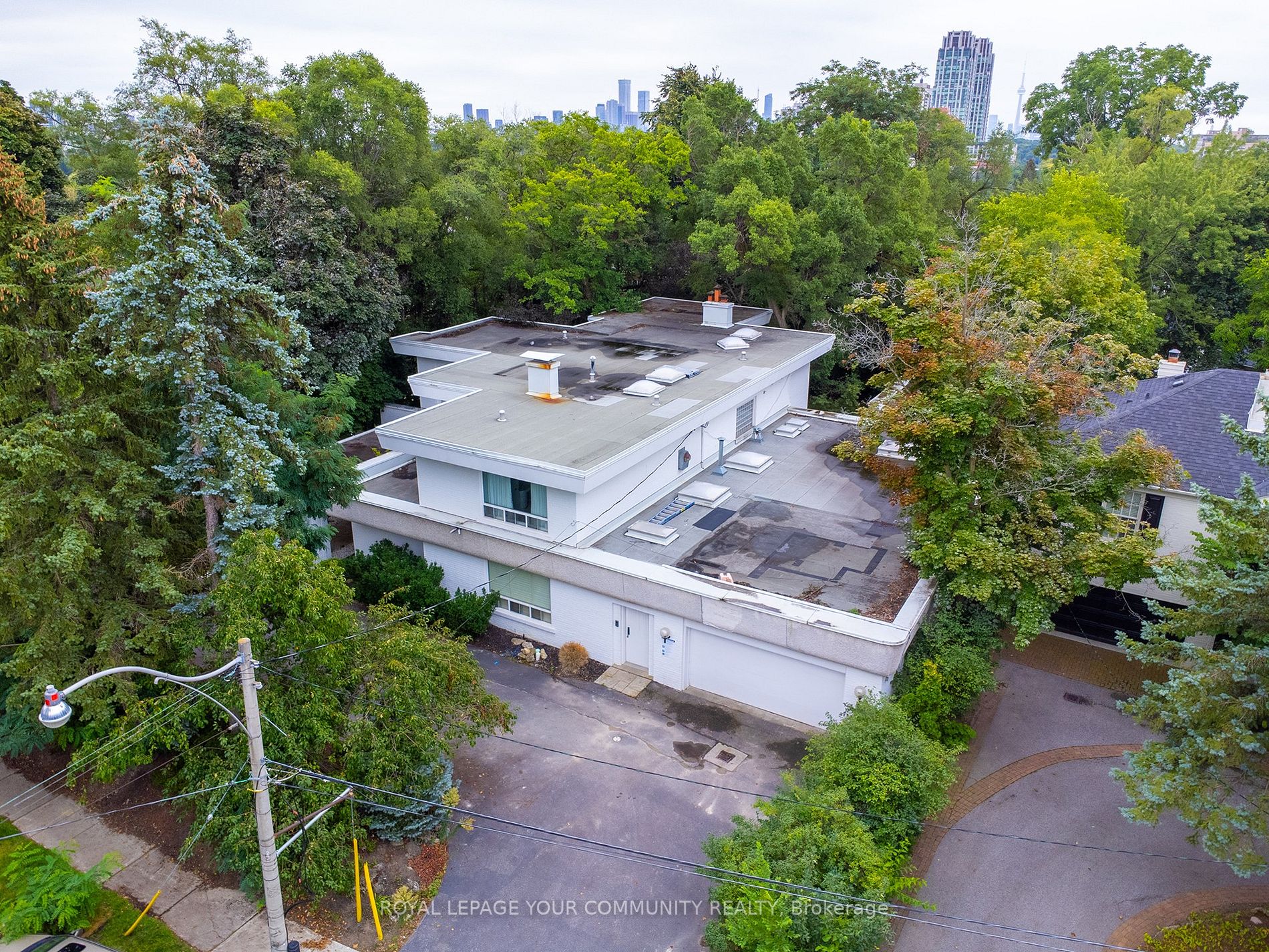 39 Burton Rd