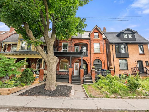 165 Howland Avenue