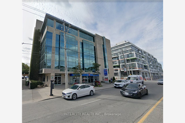 1670 Bayview Ave, Toronto
