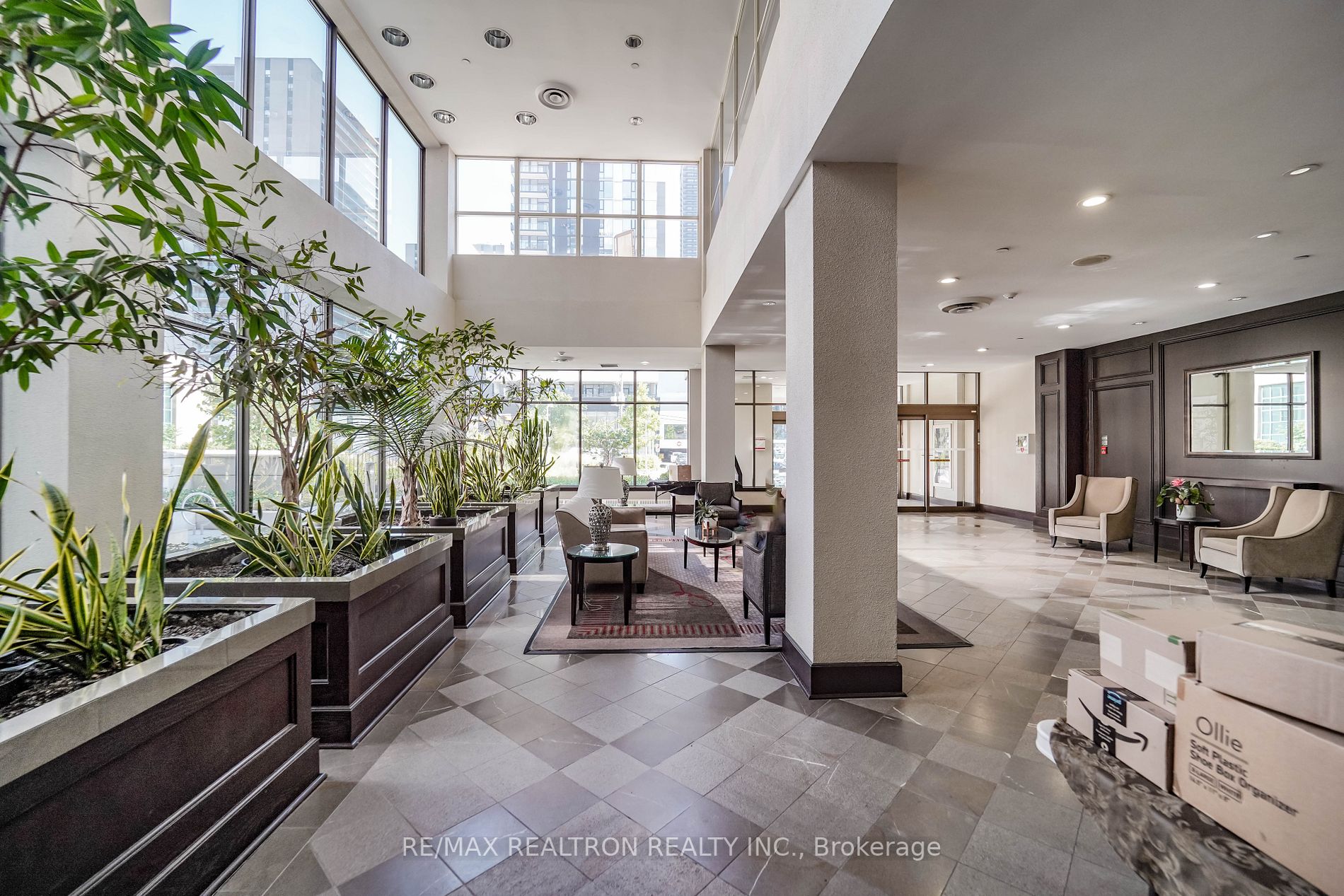30 Greenfield Ave, #1211
