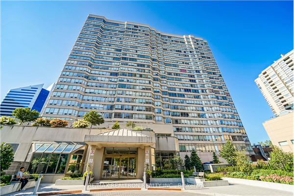 30 Greenfield Ave, Toronto