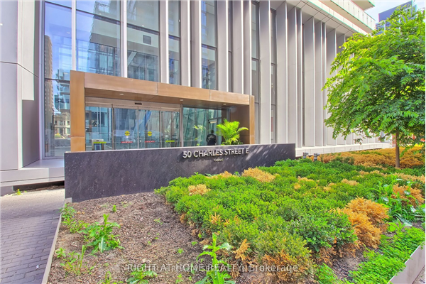 50 Charles St E, Toronto