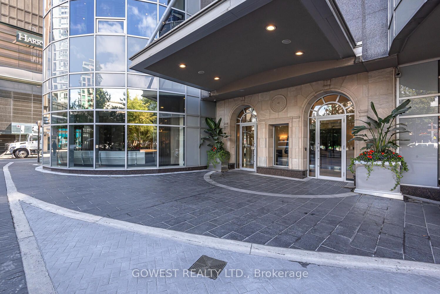 10 Bellair St, #609