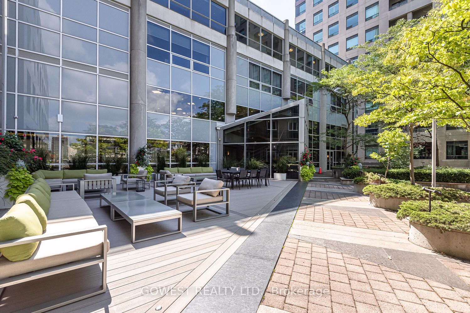 10 Bellair St, #609
