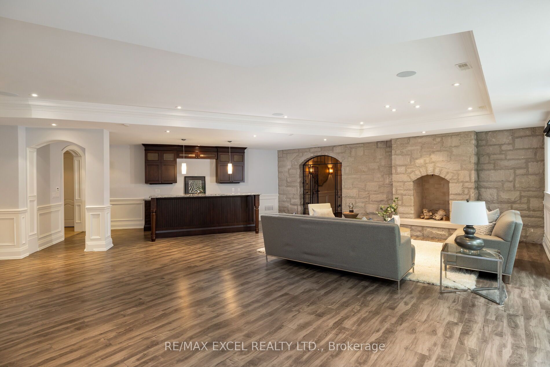 36 Old Yonge St