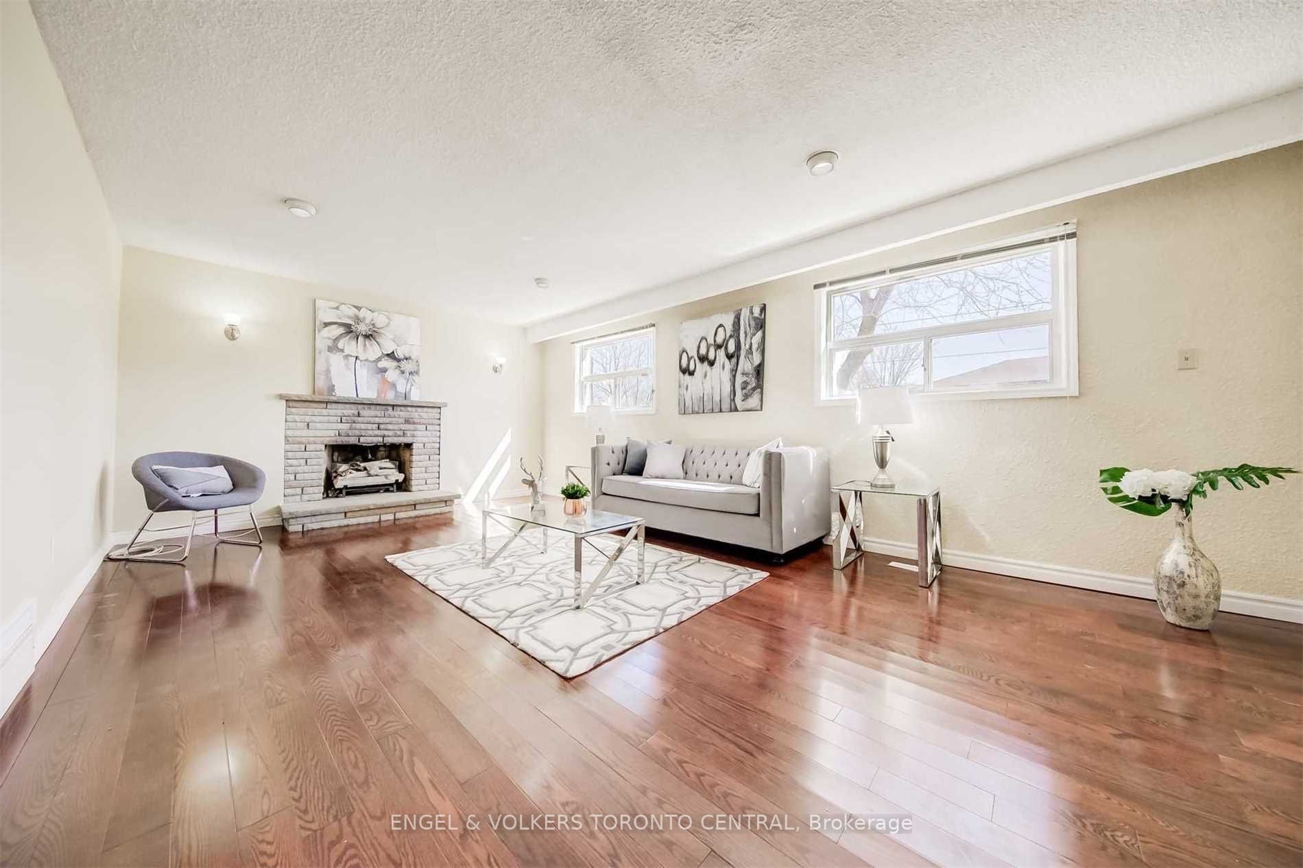 62 Carney Rd