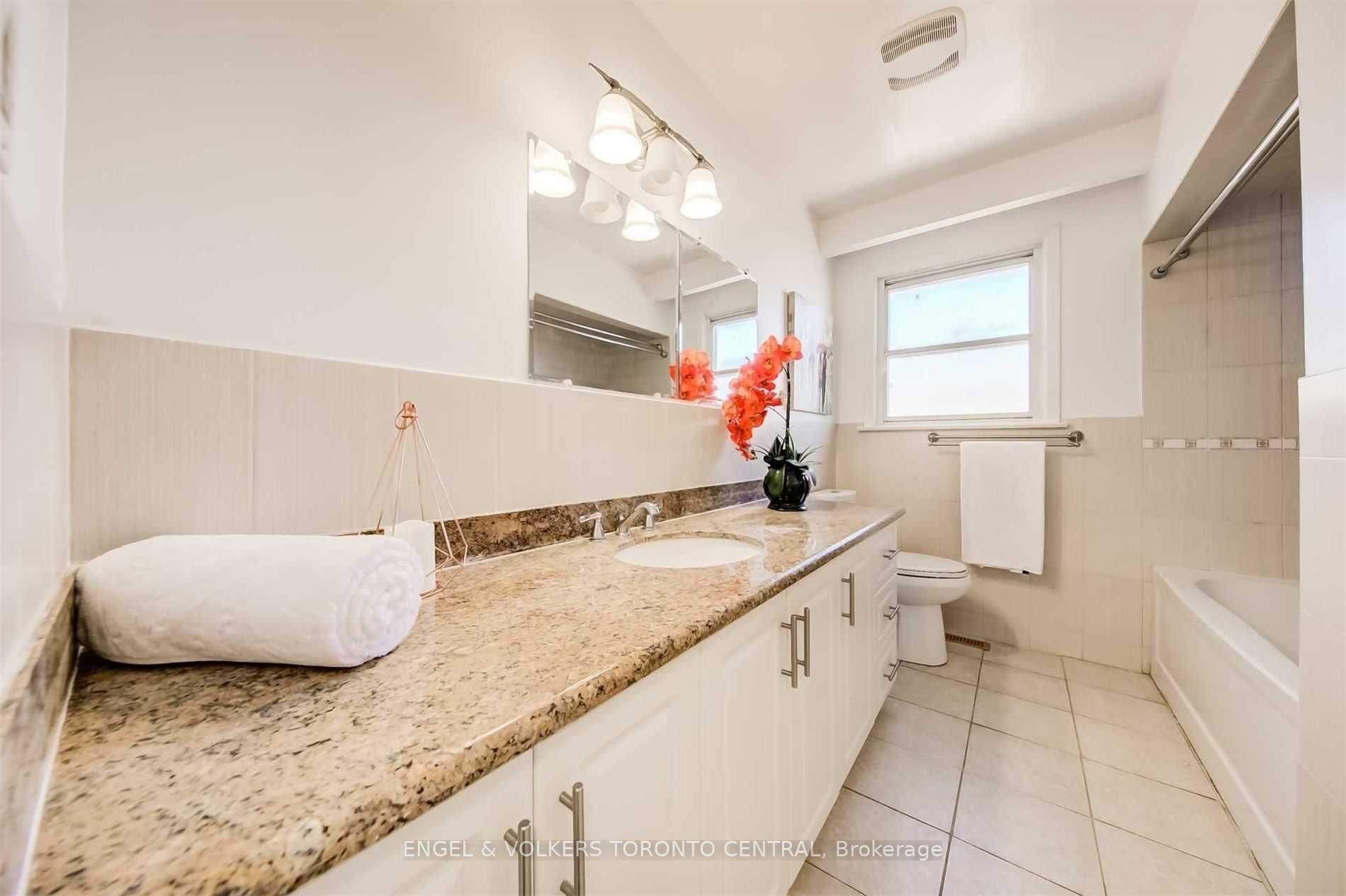 62 Carney Rd