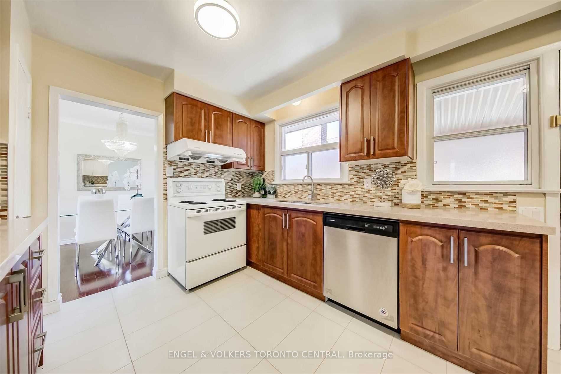 62 Carney Rd