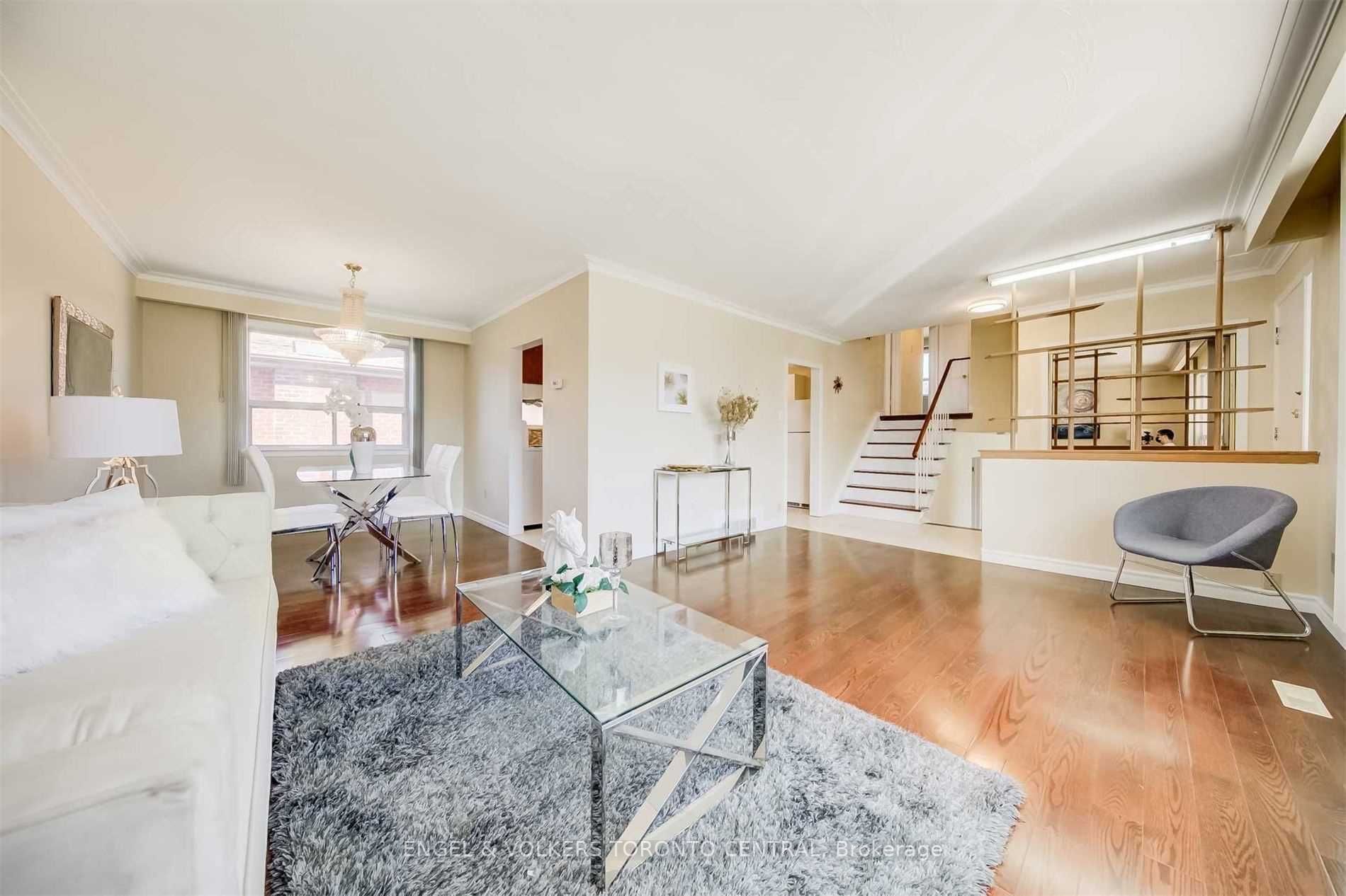 62 Carney Rd