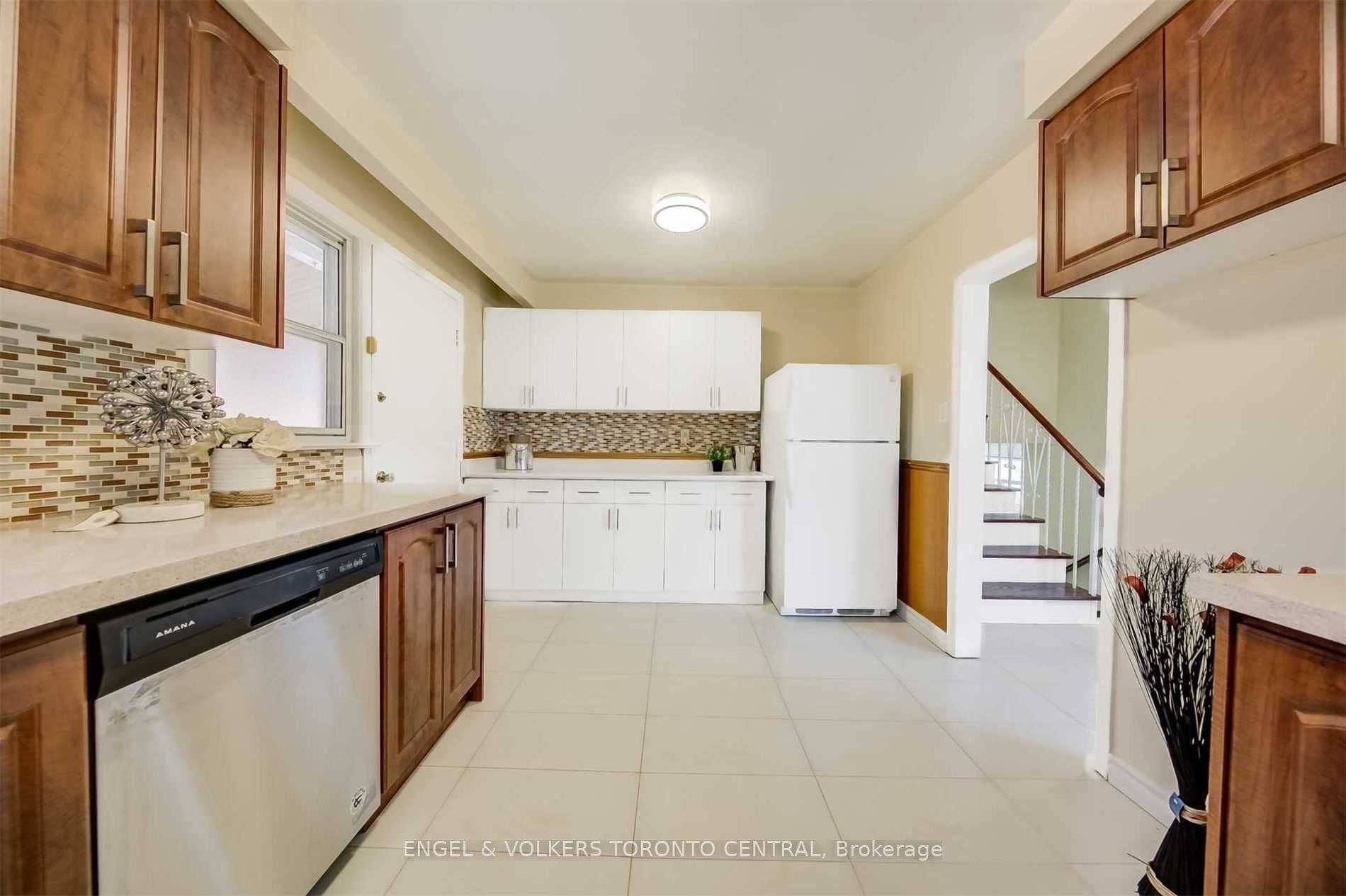62 Carney Rd