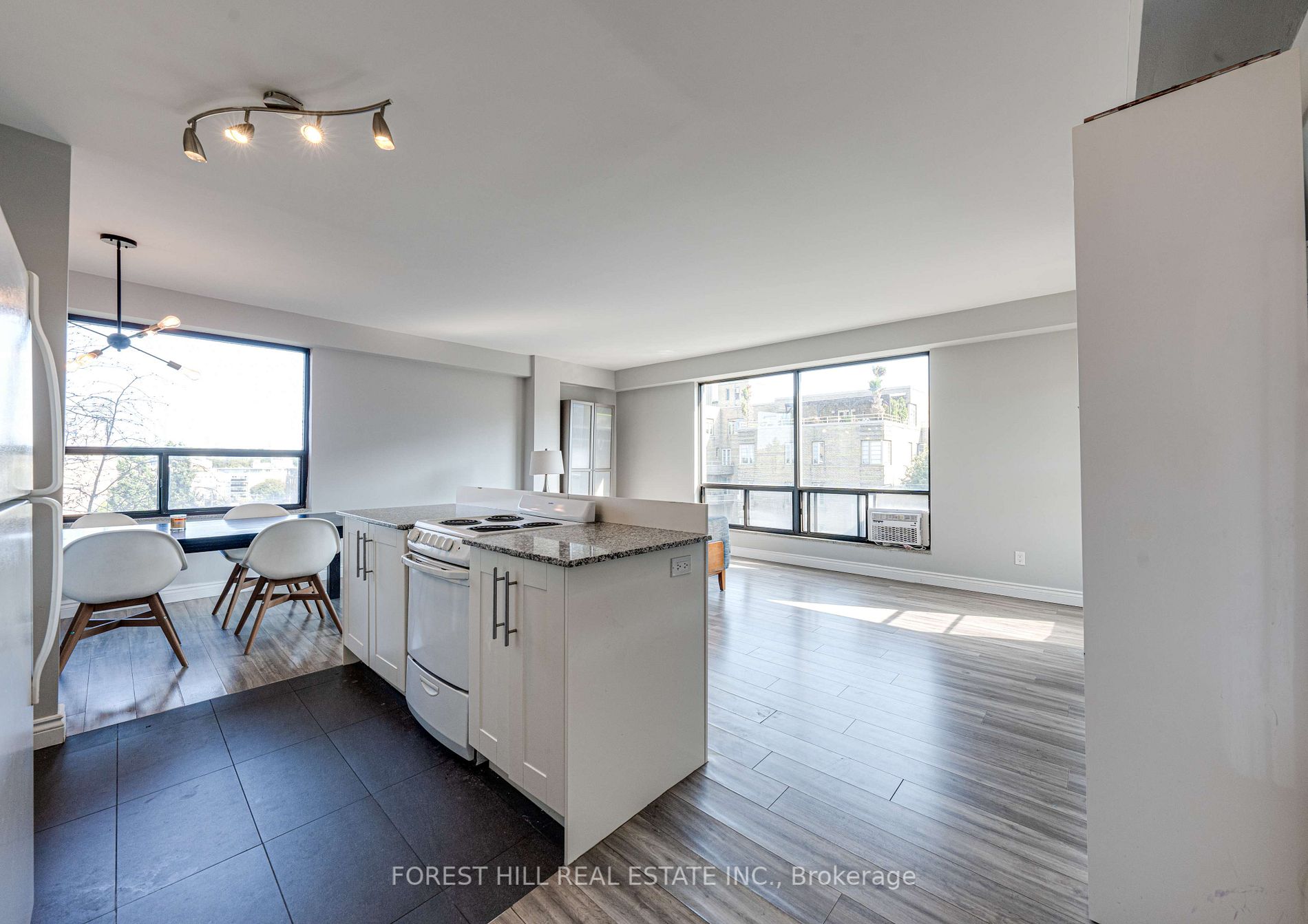 740 Eglinton Ave, #507