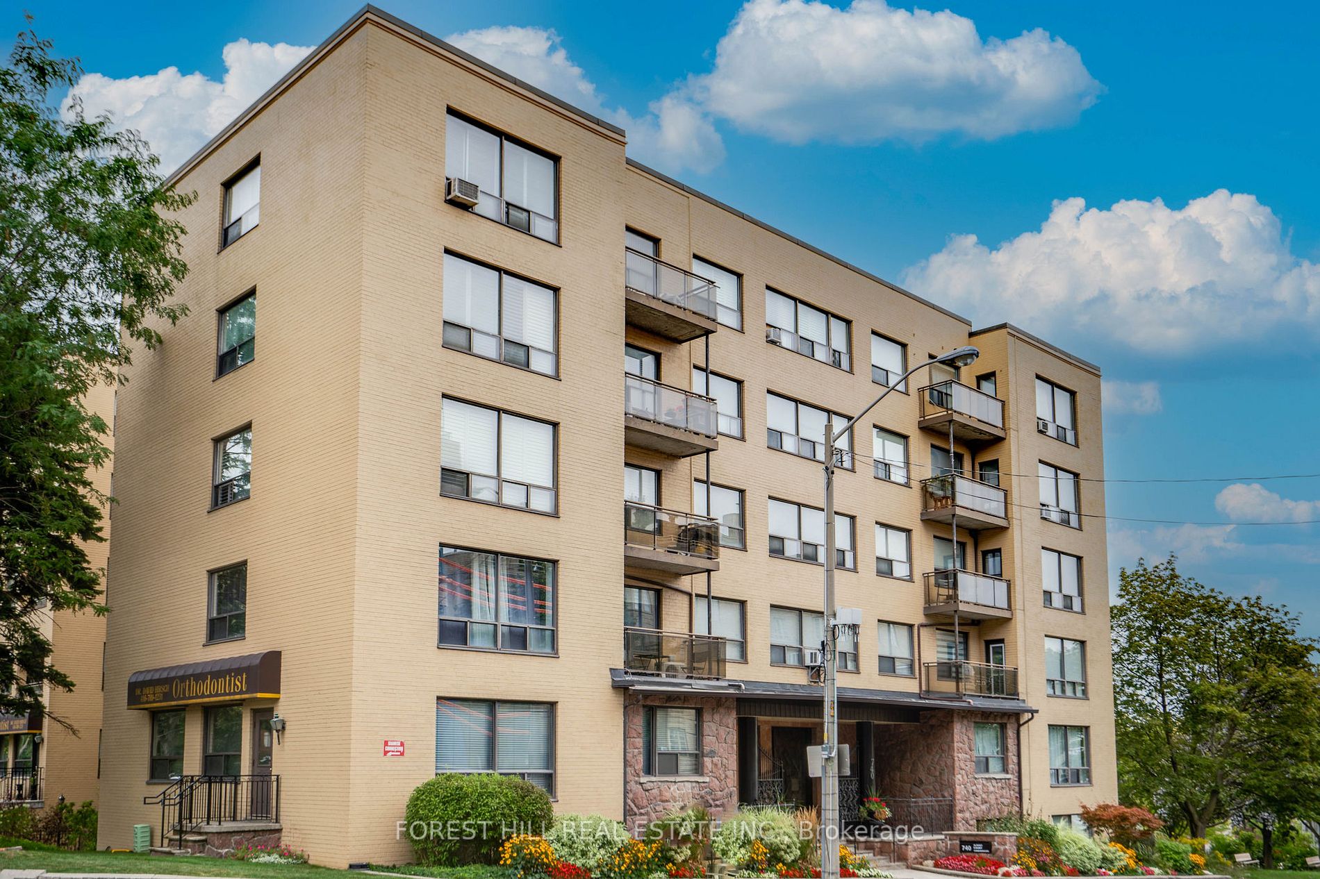 740 Eglinton Ave, #507