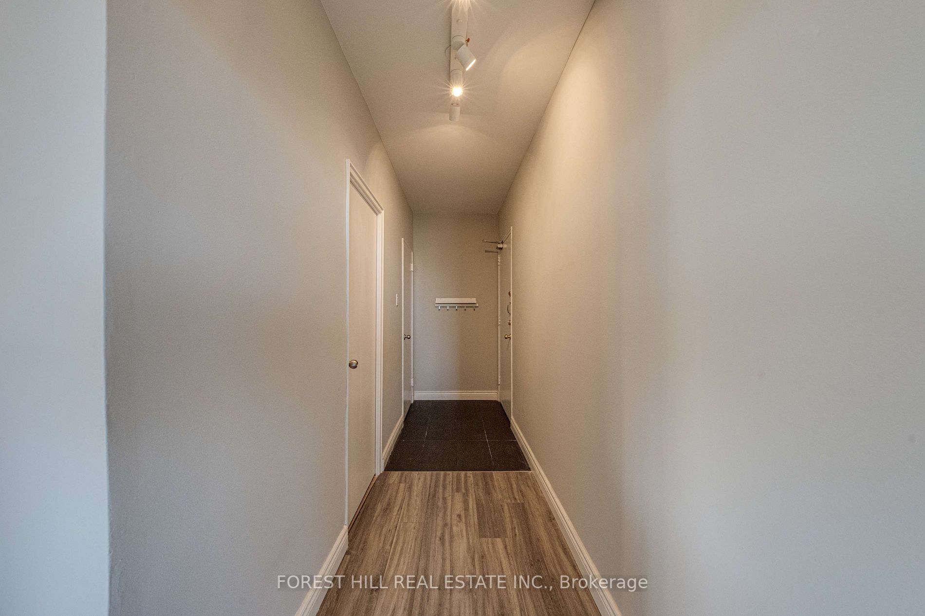 740 Eglinton Ave, #507