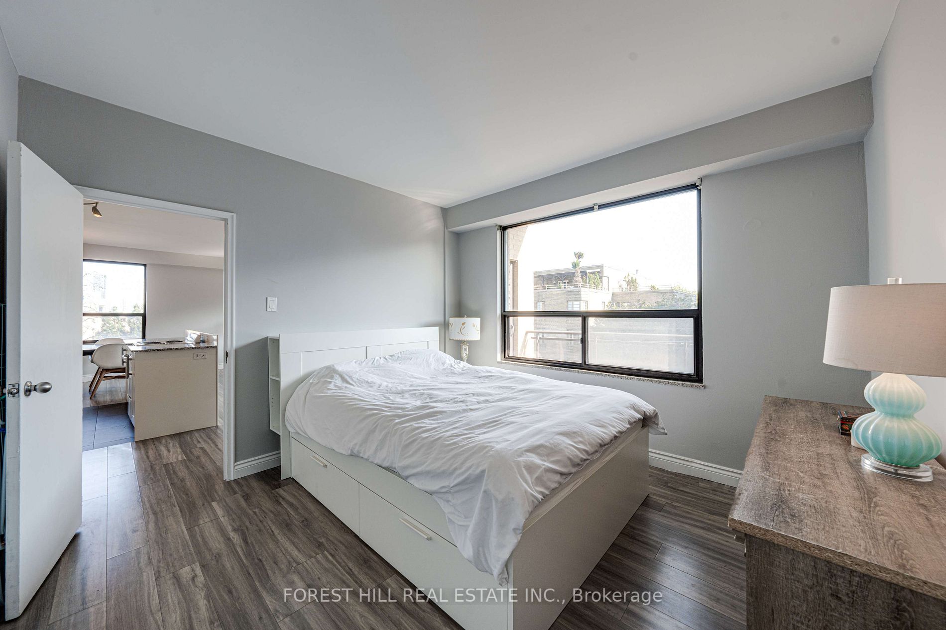 740 Eglinton Ave, #507