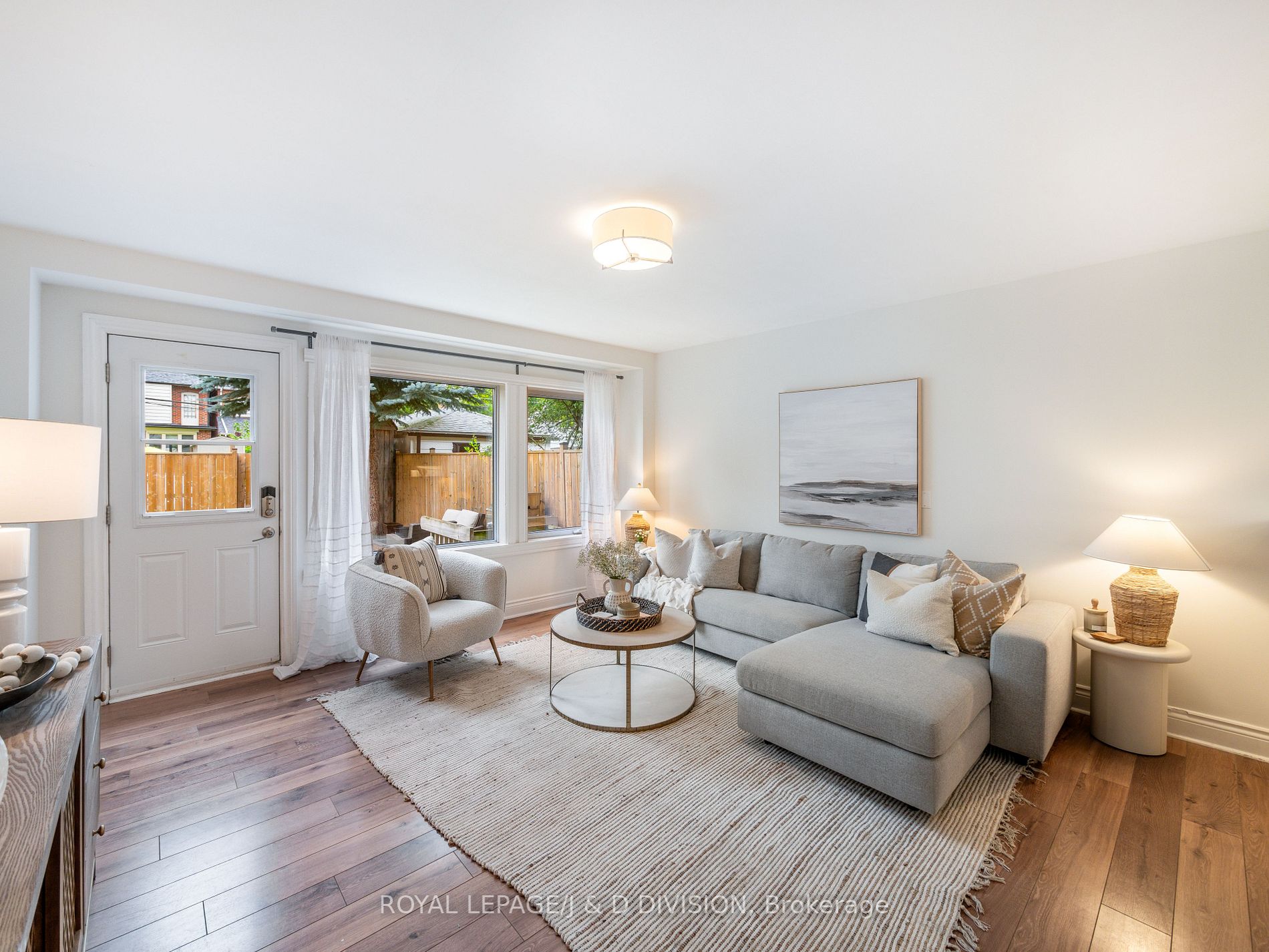 84 Woburn Avenue
