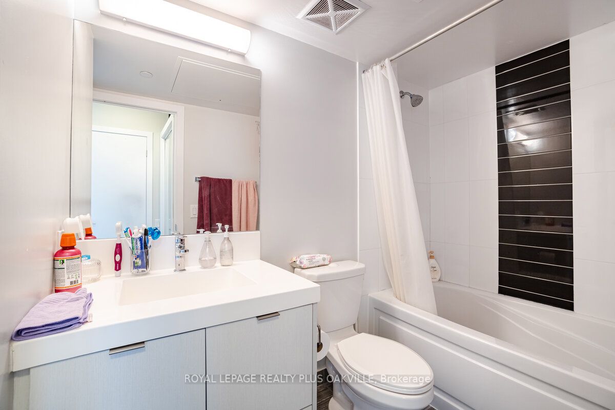 365 Church St, #2101