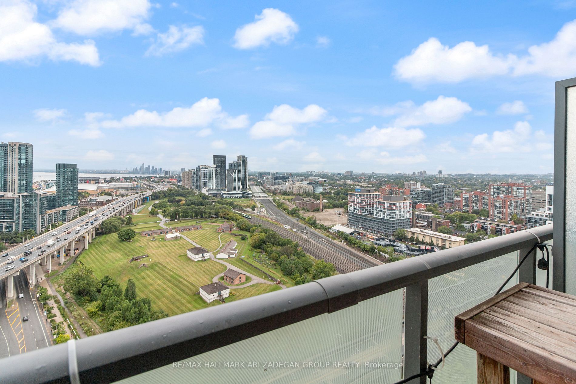 170 Fort York Blvd, #2511