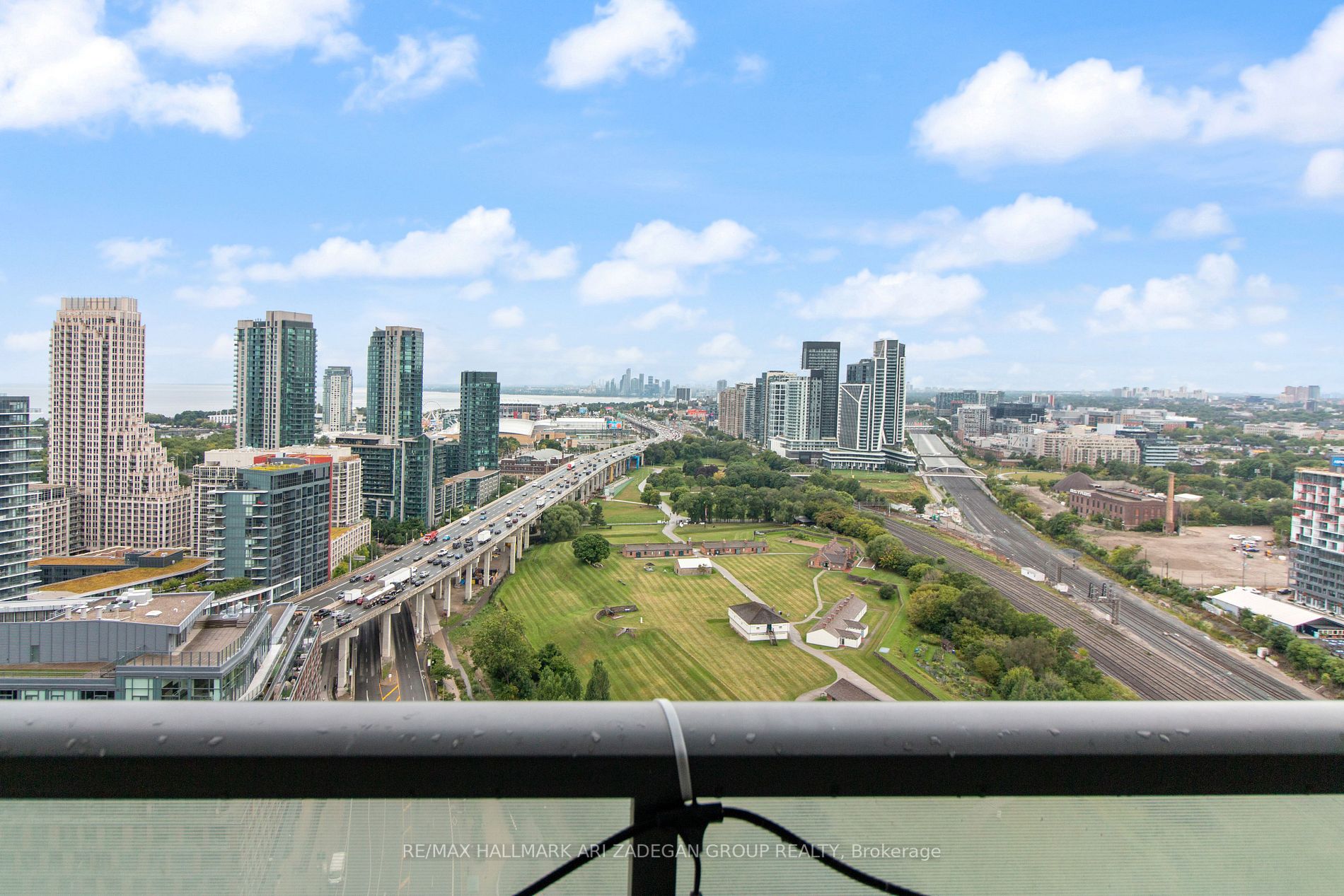 170 Fort York Blvd, #2511