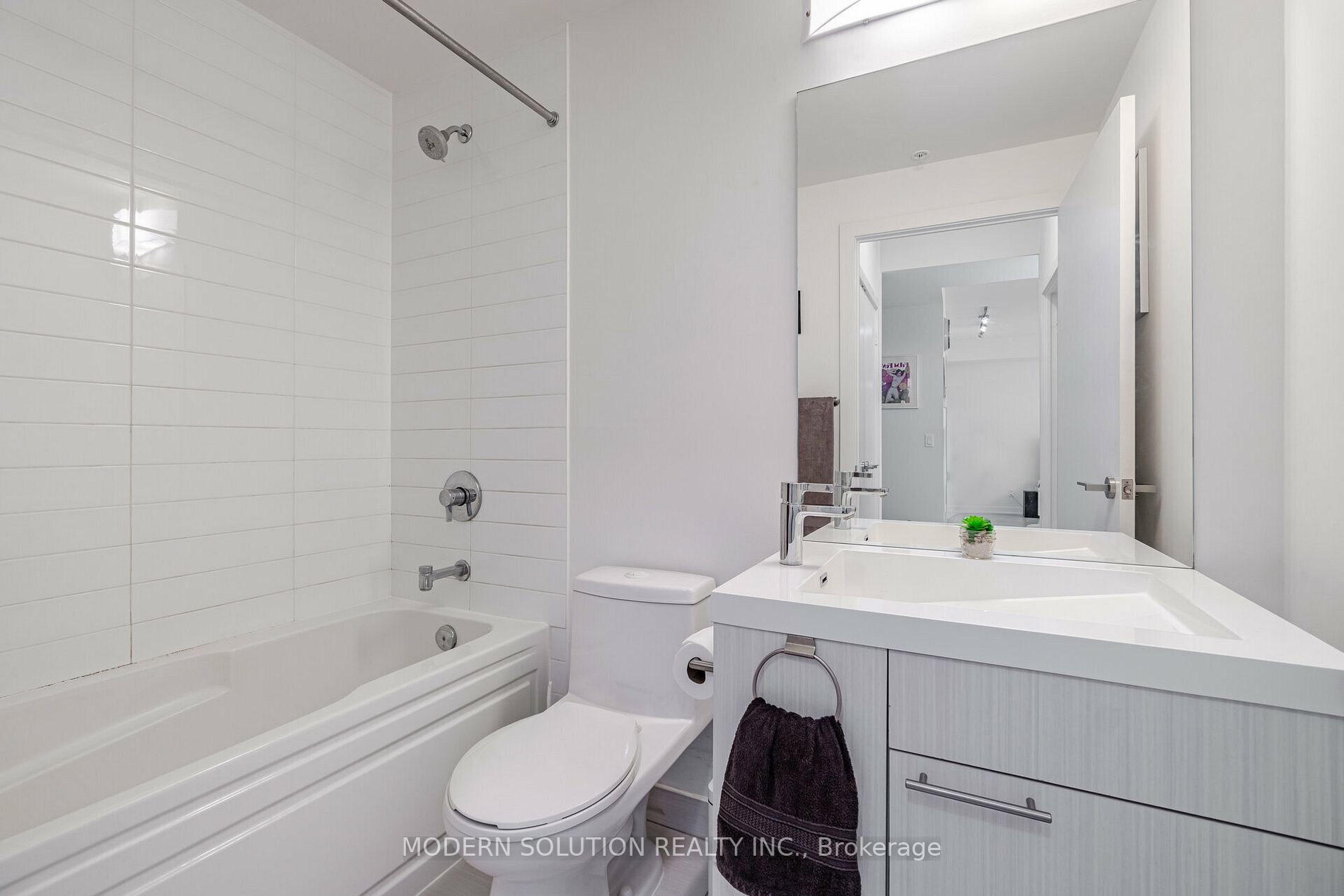 Listing C6775516 - Large Photo # 18