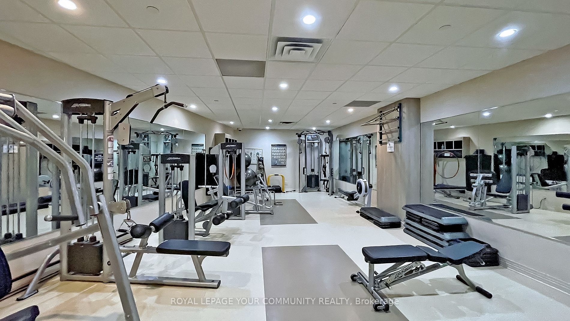 1555 Finch Ave E, #101