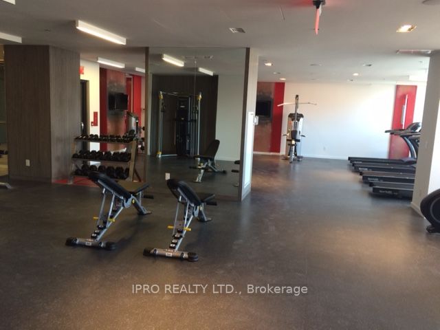 318 Richmond St W, #3702