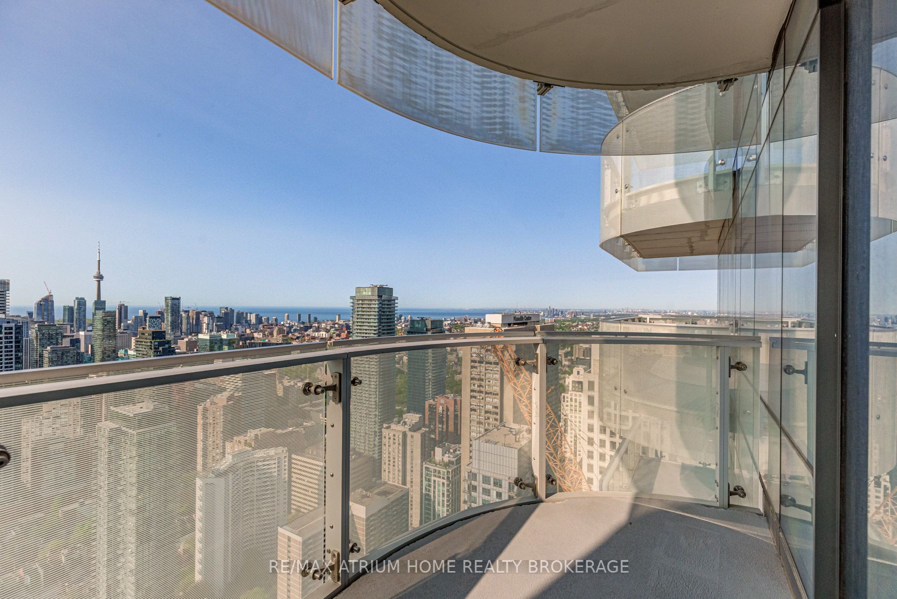 1 Bloor St E, #5106