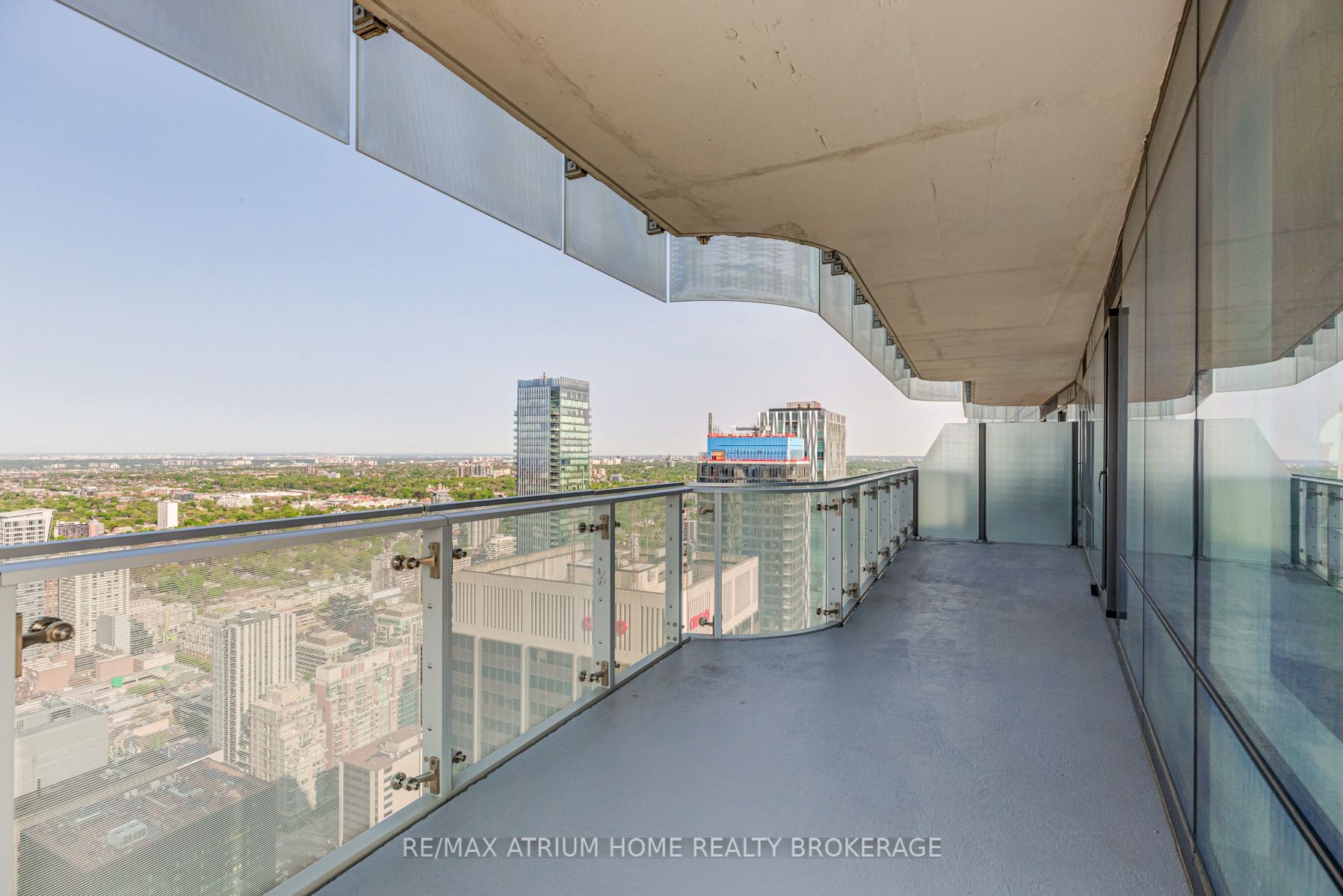 1 Bloor St E, #5106
