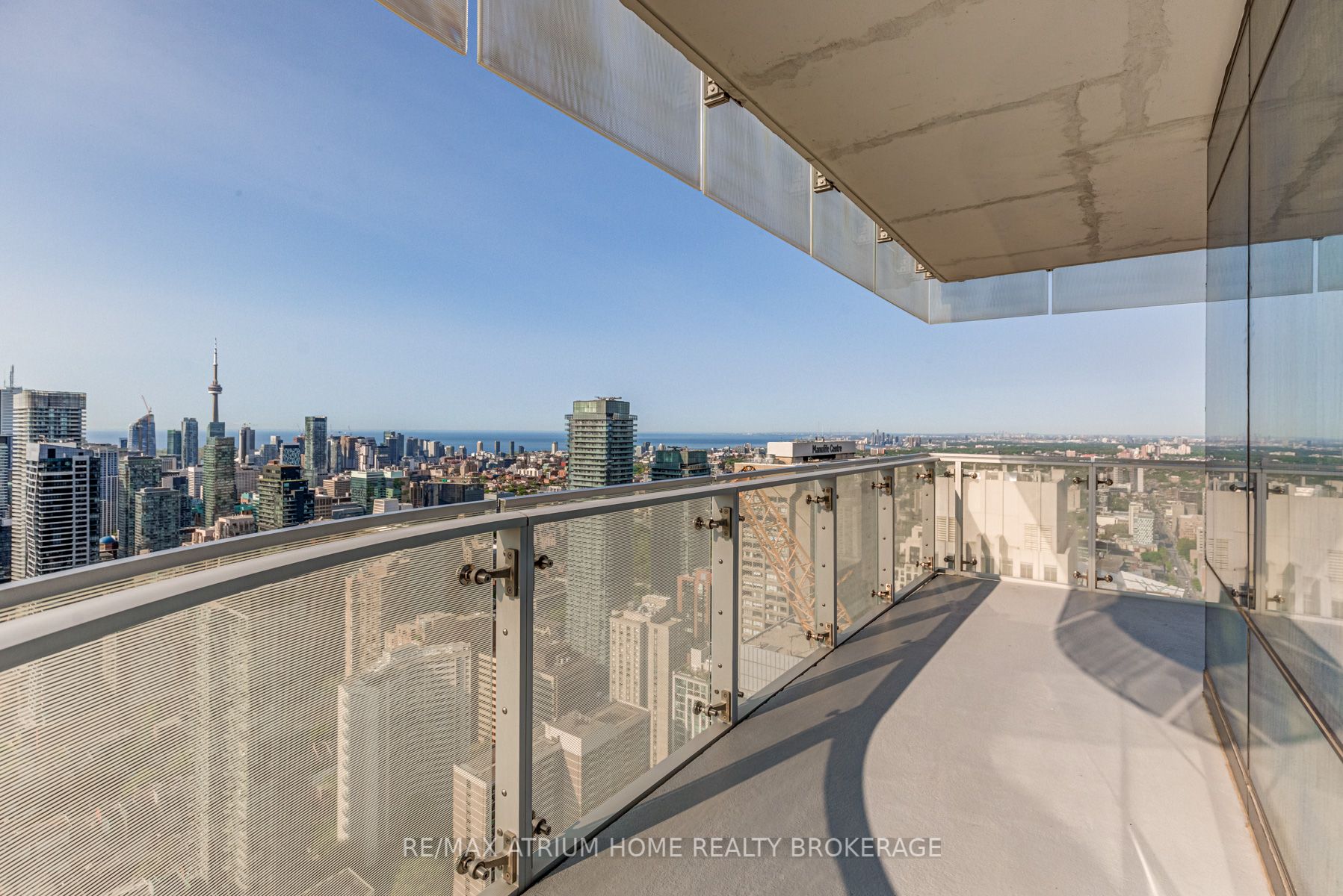 1 Bloor St E, #5106