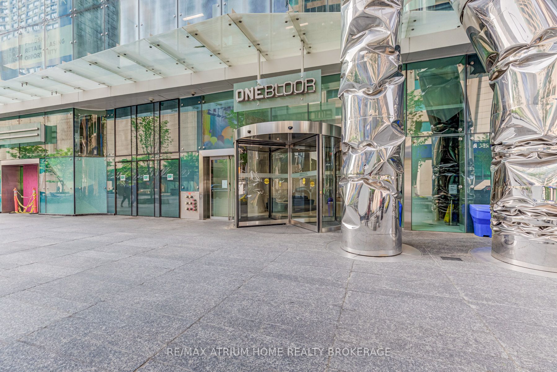 1 Bloor St E, #5106