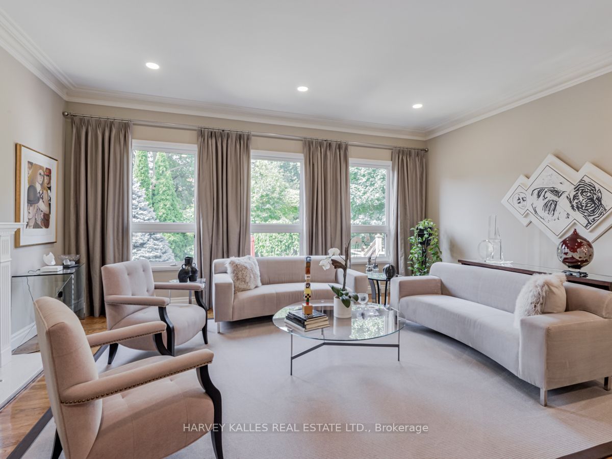 32 Coulson Ave