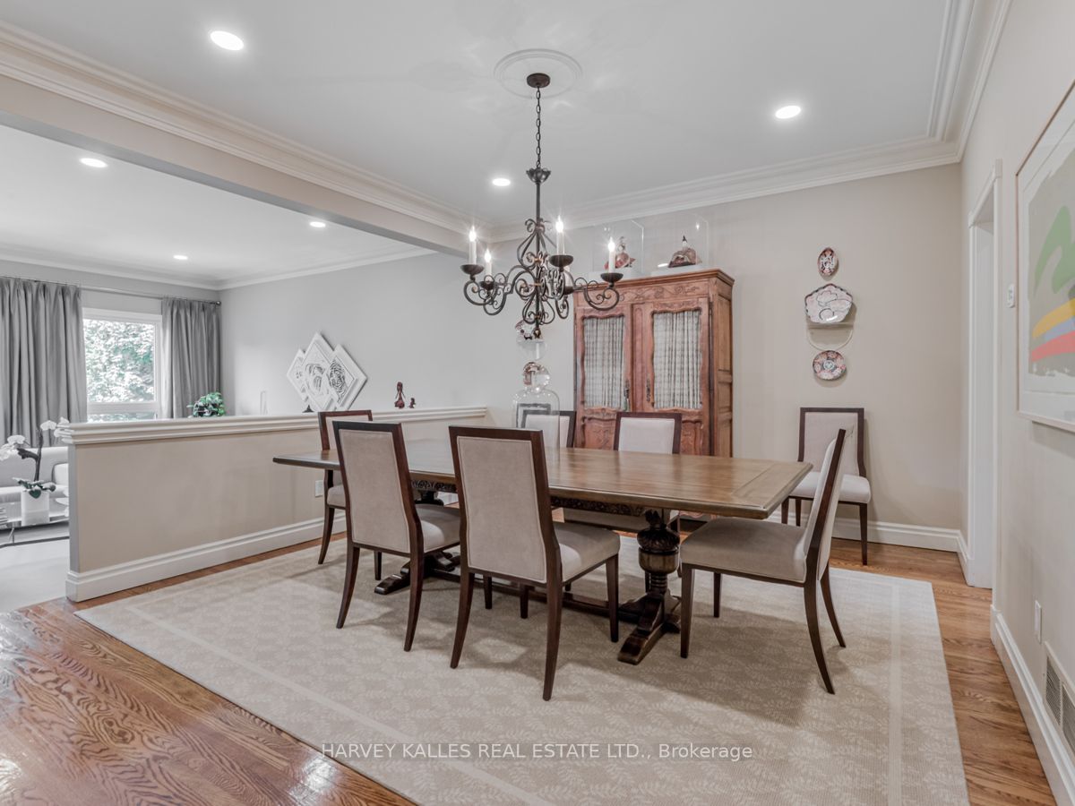 32 Coulson Ave