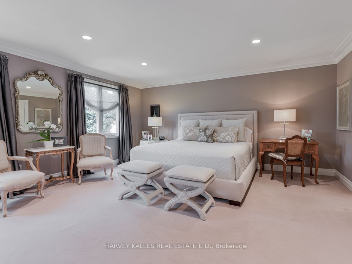 32 Coulson Ave