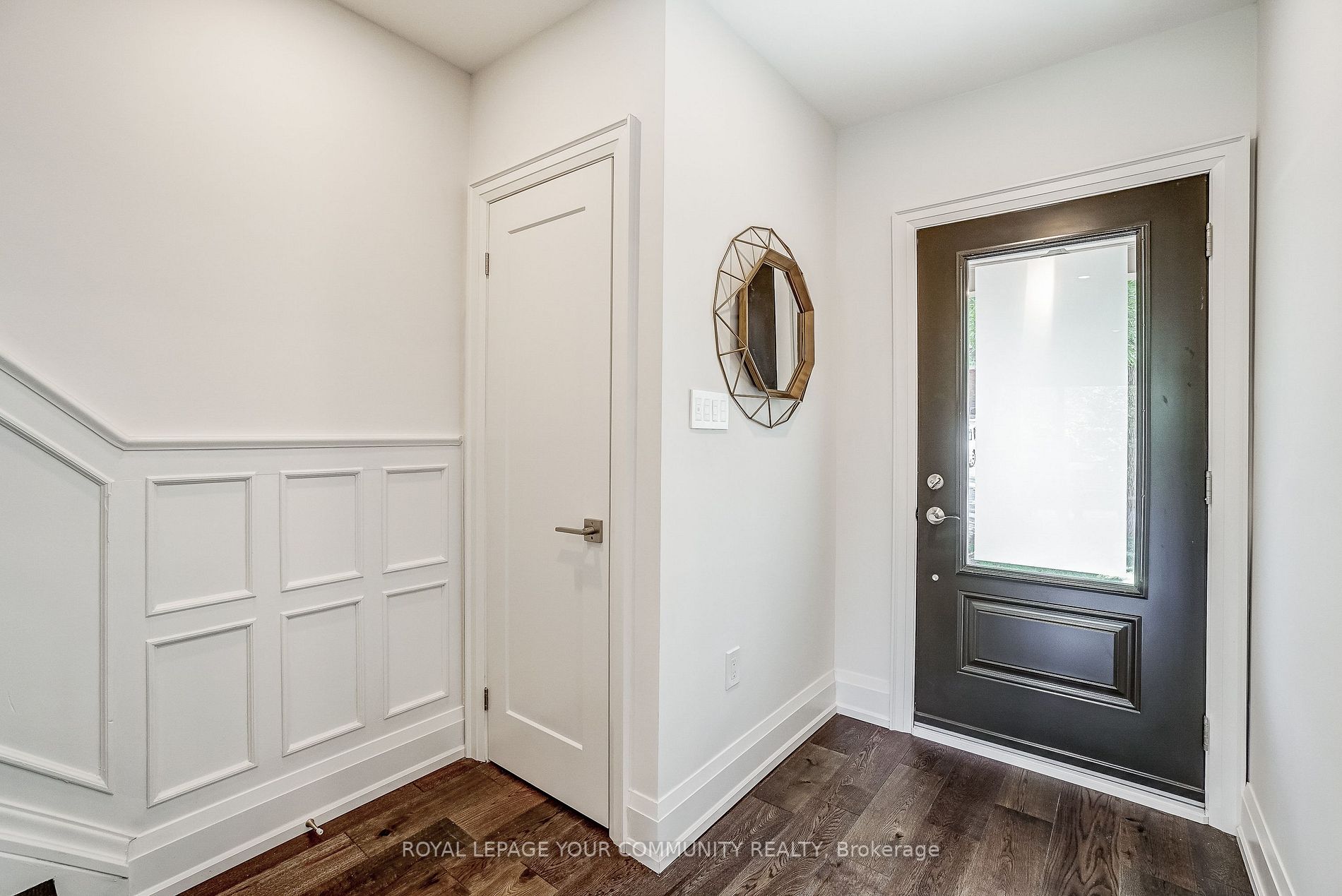 310 Warren Rd