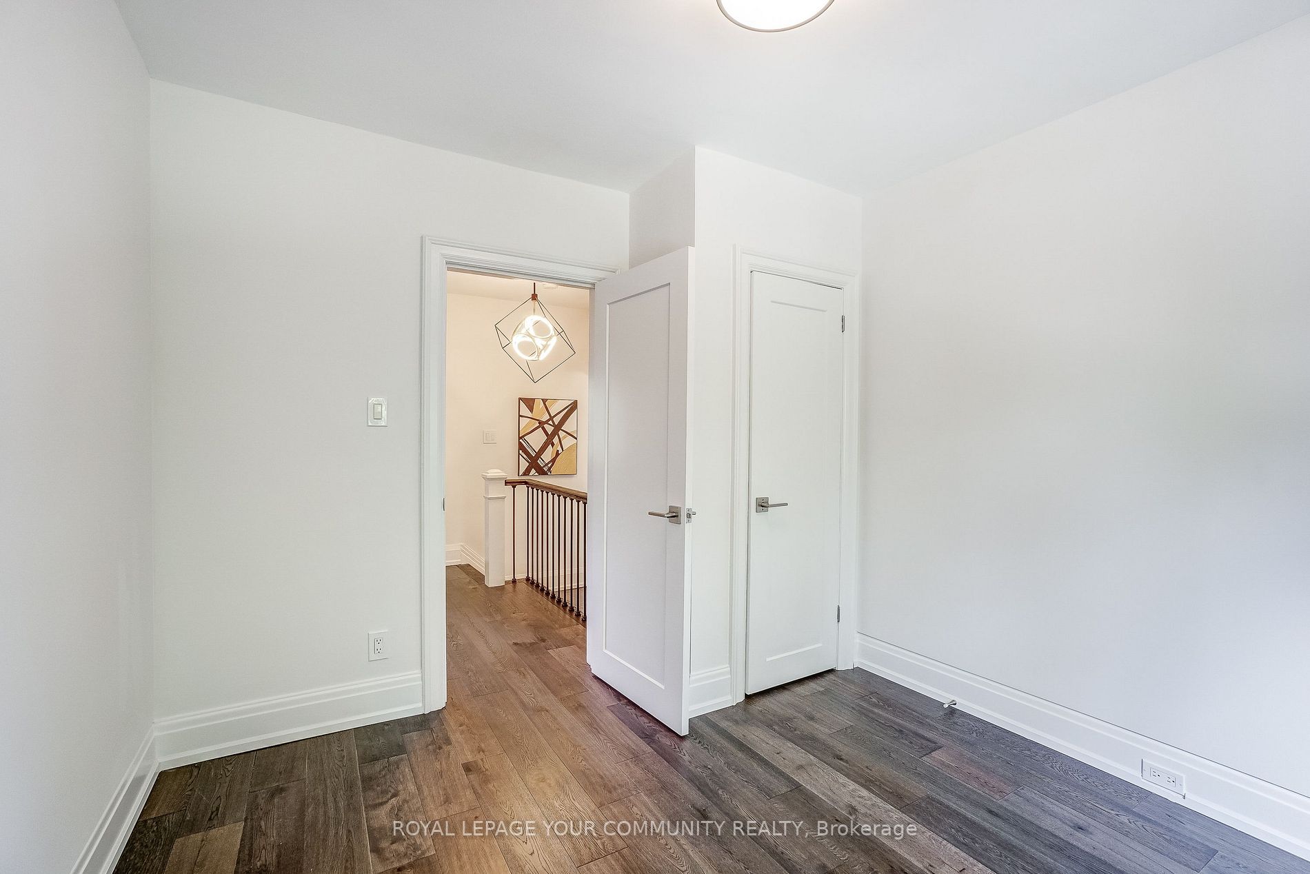 310 Warren Rd