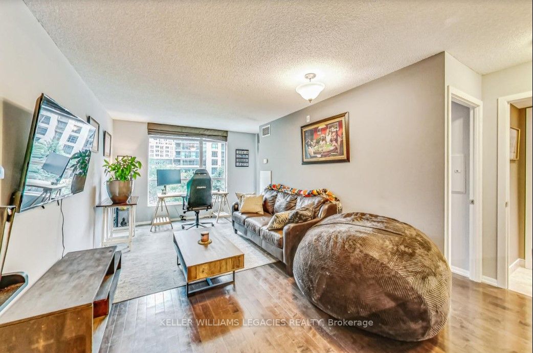 219 Fort York Blvd, #304