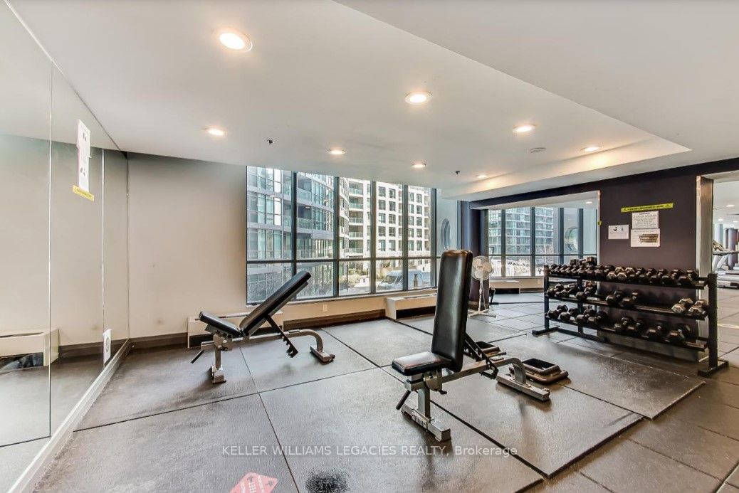 219 Fort York Blvd, #304